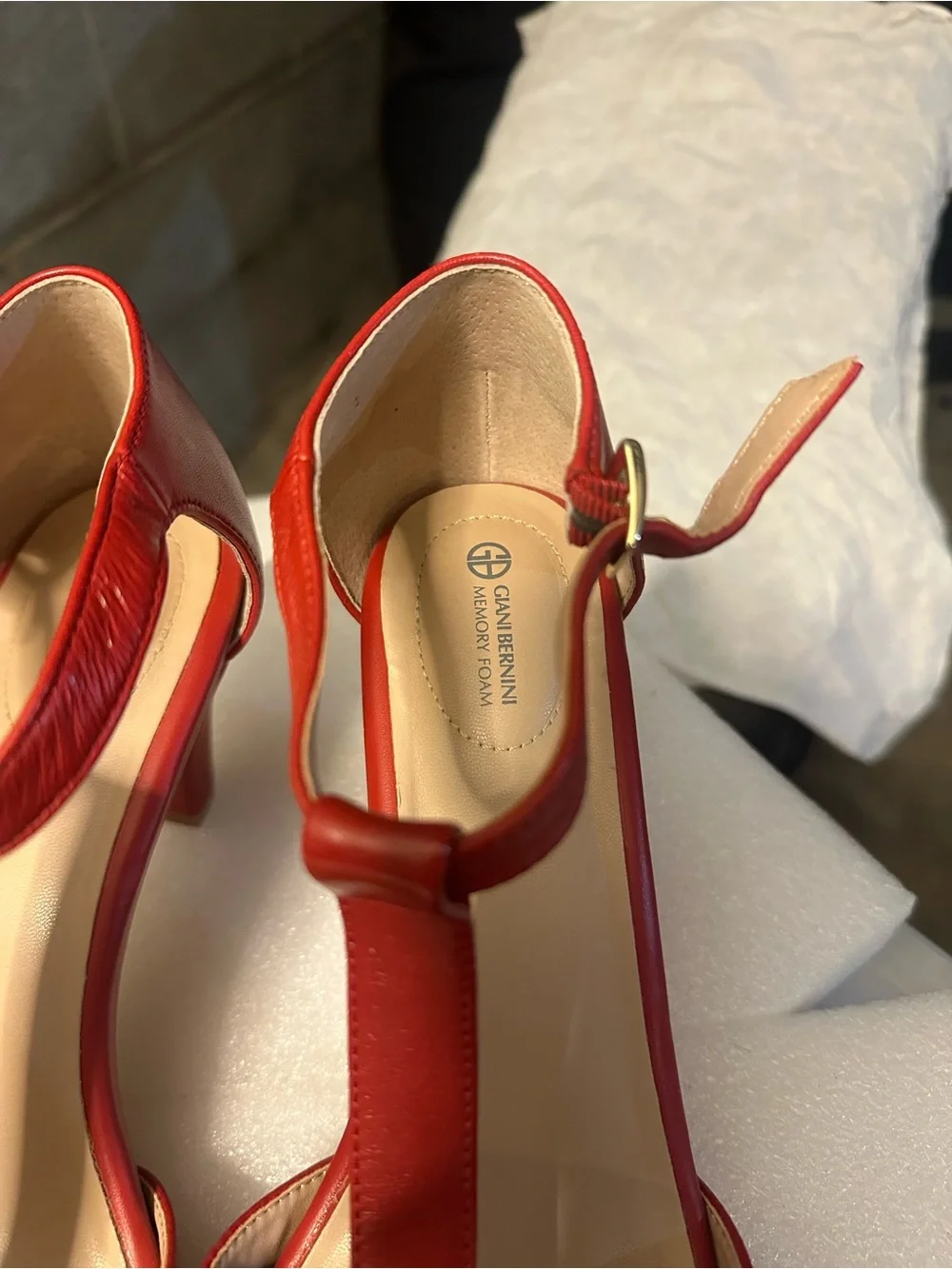 Giani Bernini Red T-Strap Peep-Toe Heels
